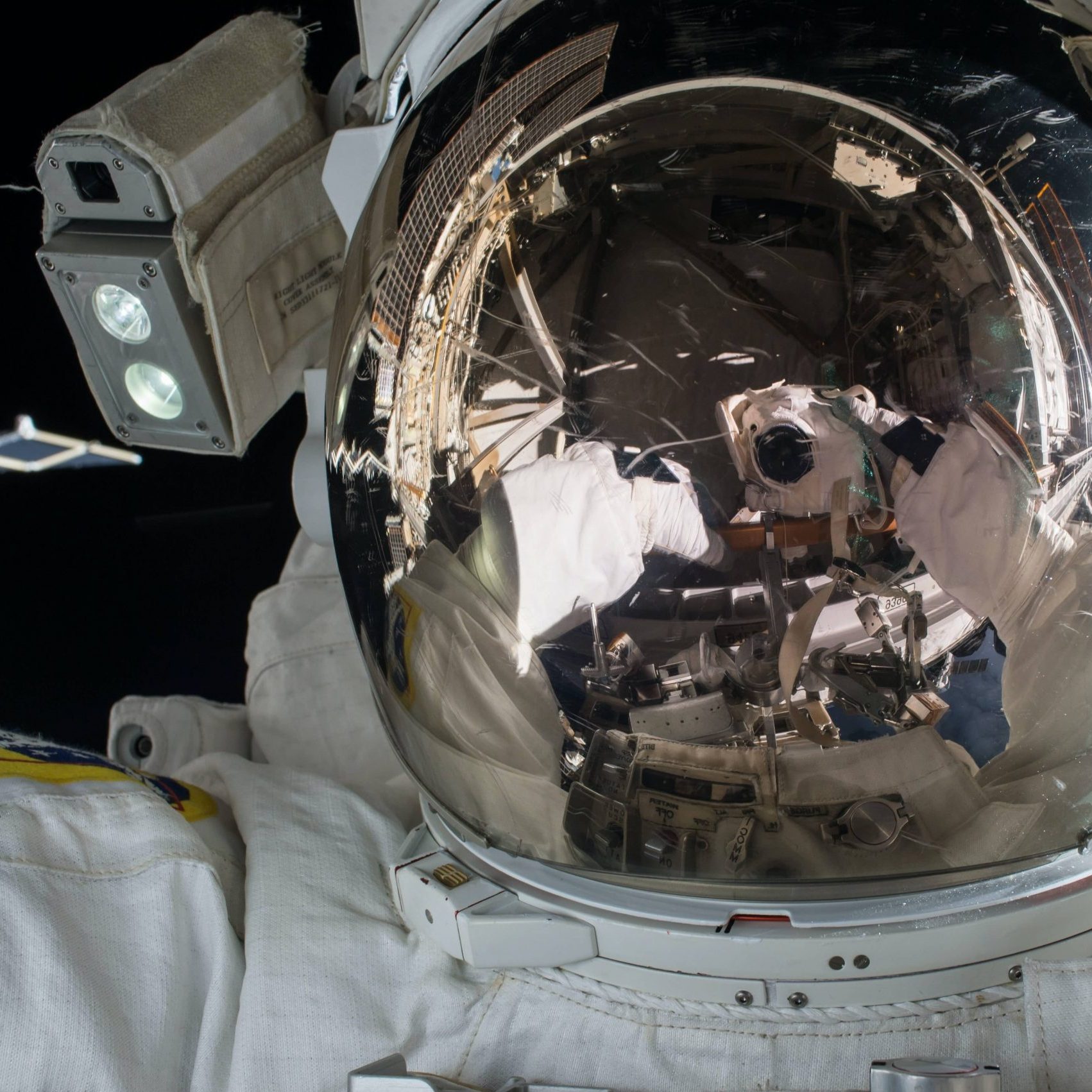 2.- Agentes de la comercialización espacial. 